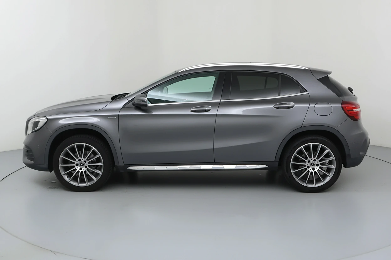 Mercedes benz GLA — vue 2