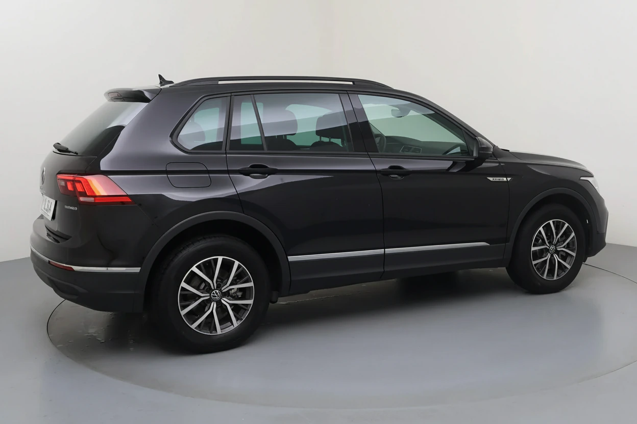 Volkswagen Tiguan — vue 3